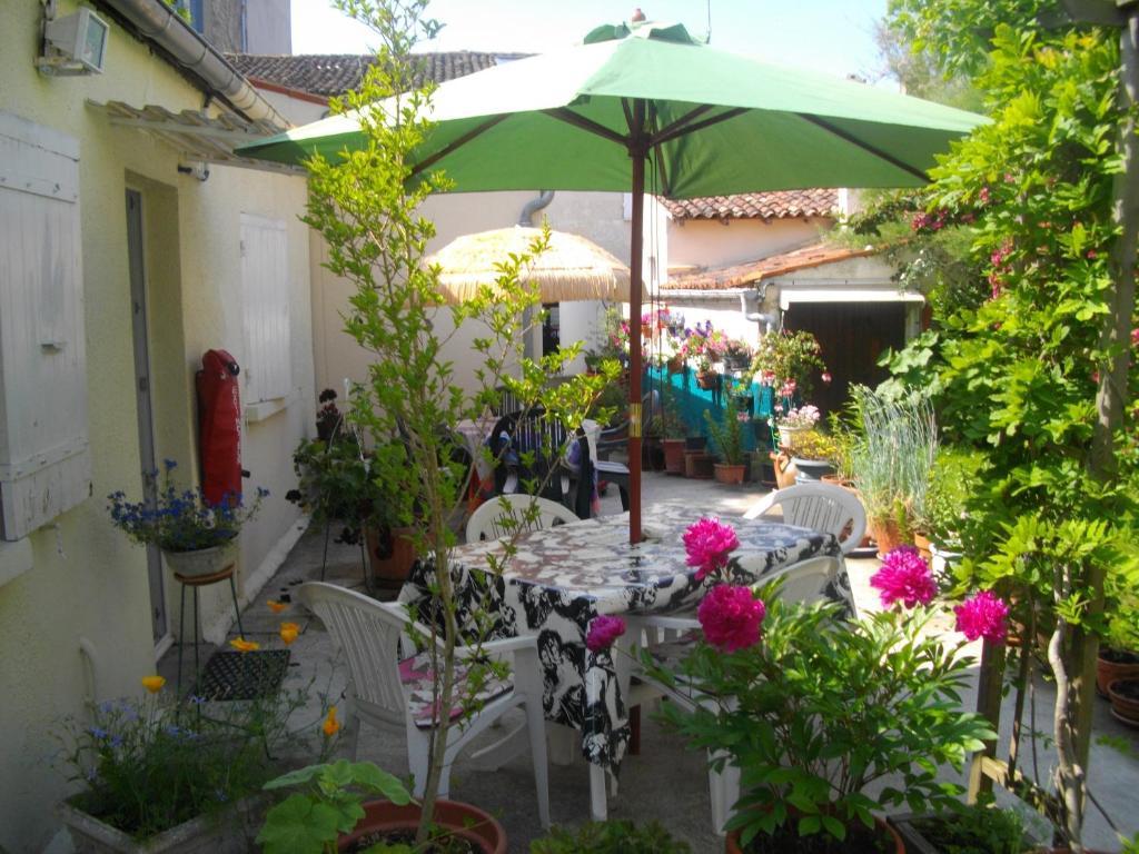 Le Parisien Hotel Сент Стая снимка