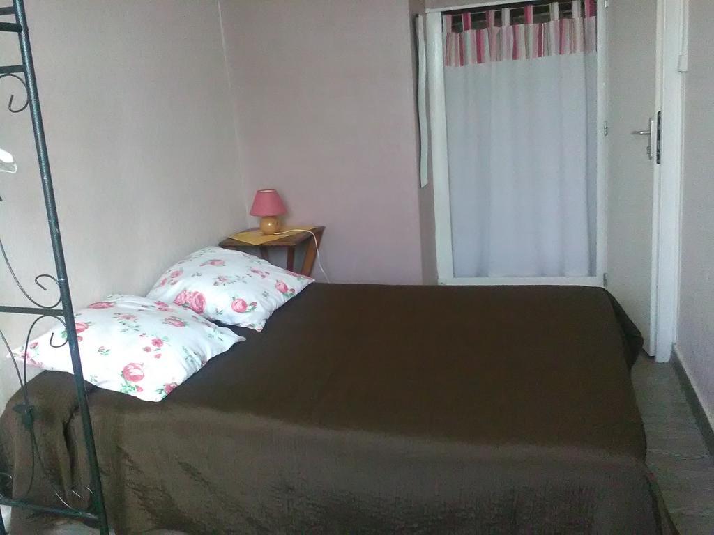 Le Parisien Hotel Сент Екстериор снимка