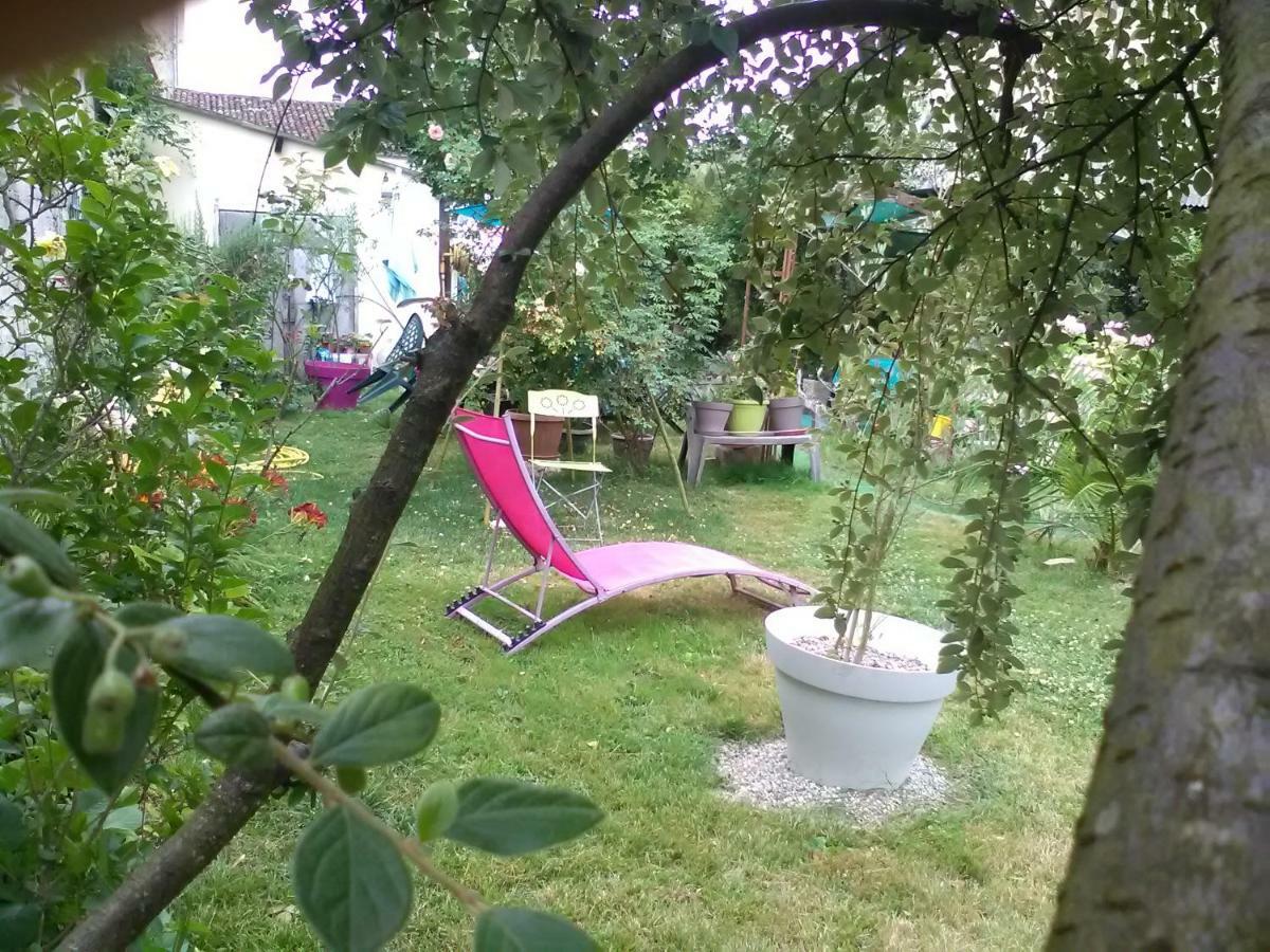 Le Parisien Hotel Сент Екстериор снимка