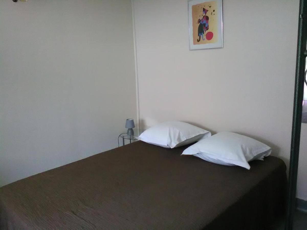 Le Parisien Hotel Сент Екстериор снимка