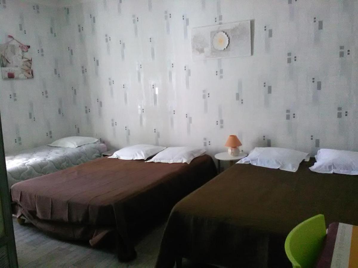 Le Parisien Hotel Сент Екстериор снимка
