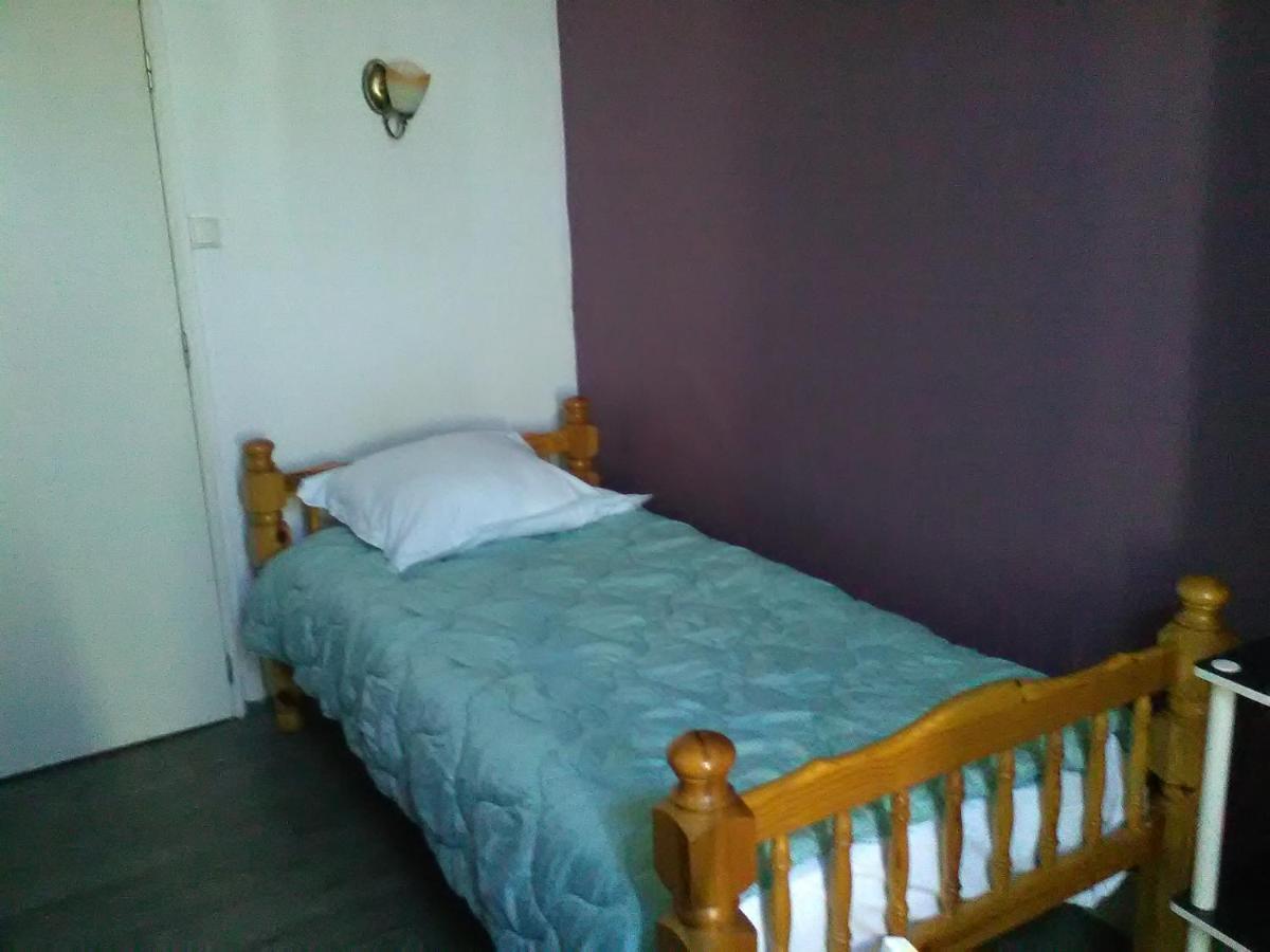 Le Parisien Hotel Сент Екстериор снимка